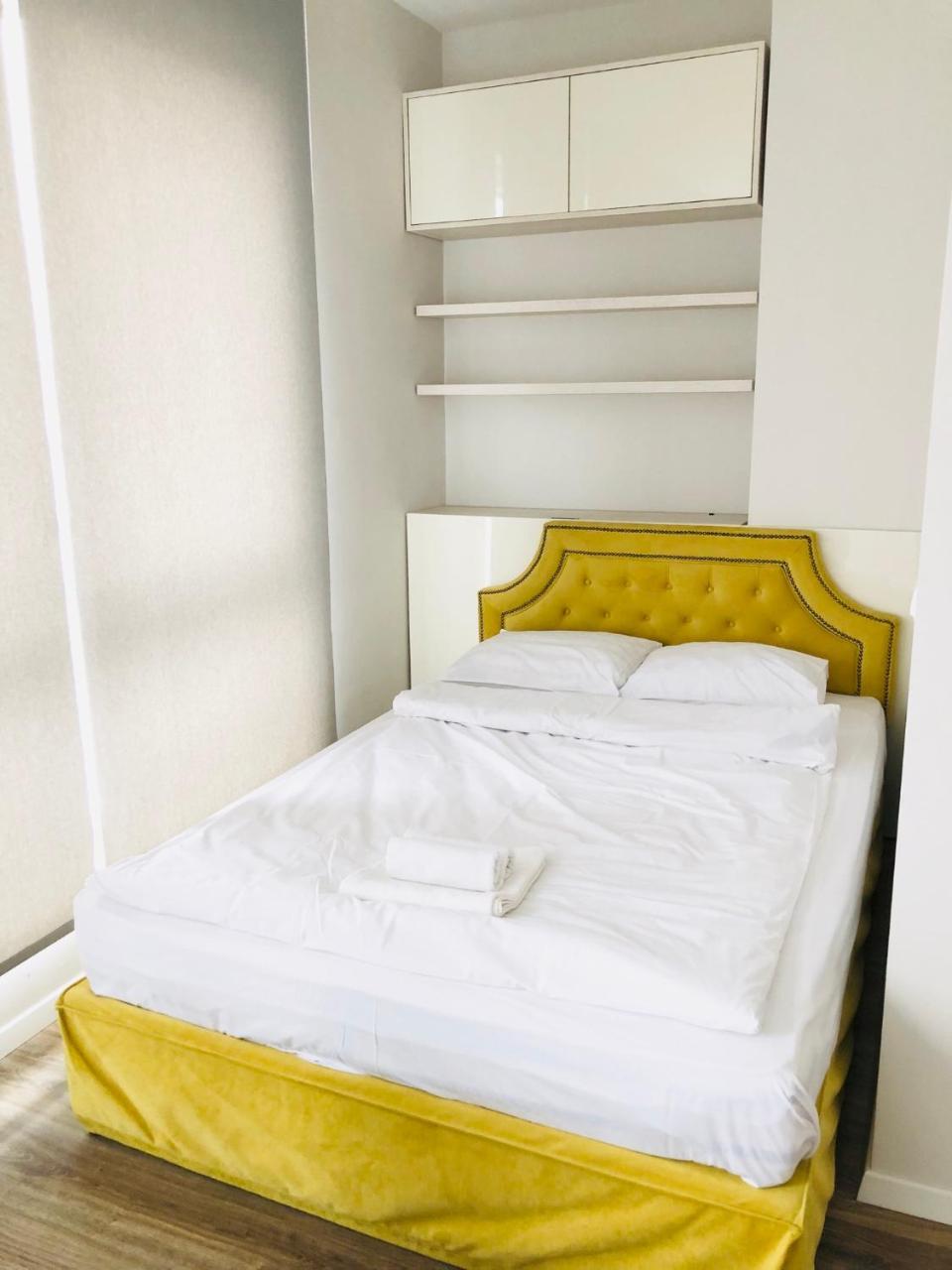 סופיה Turquoise And Magenta Apartment מראה חיצוני תמונה